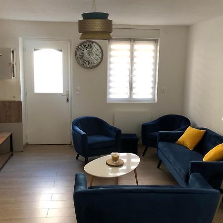 Une Maison Agreable Pour Se Detendre Saint-Quentin  Extérieur photo