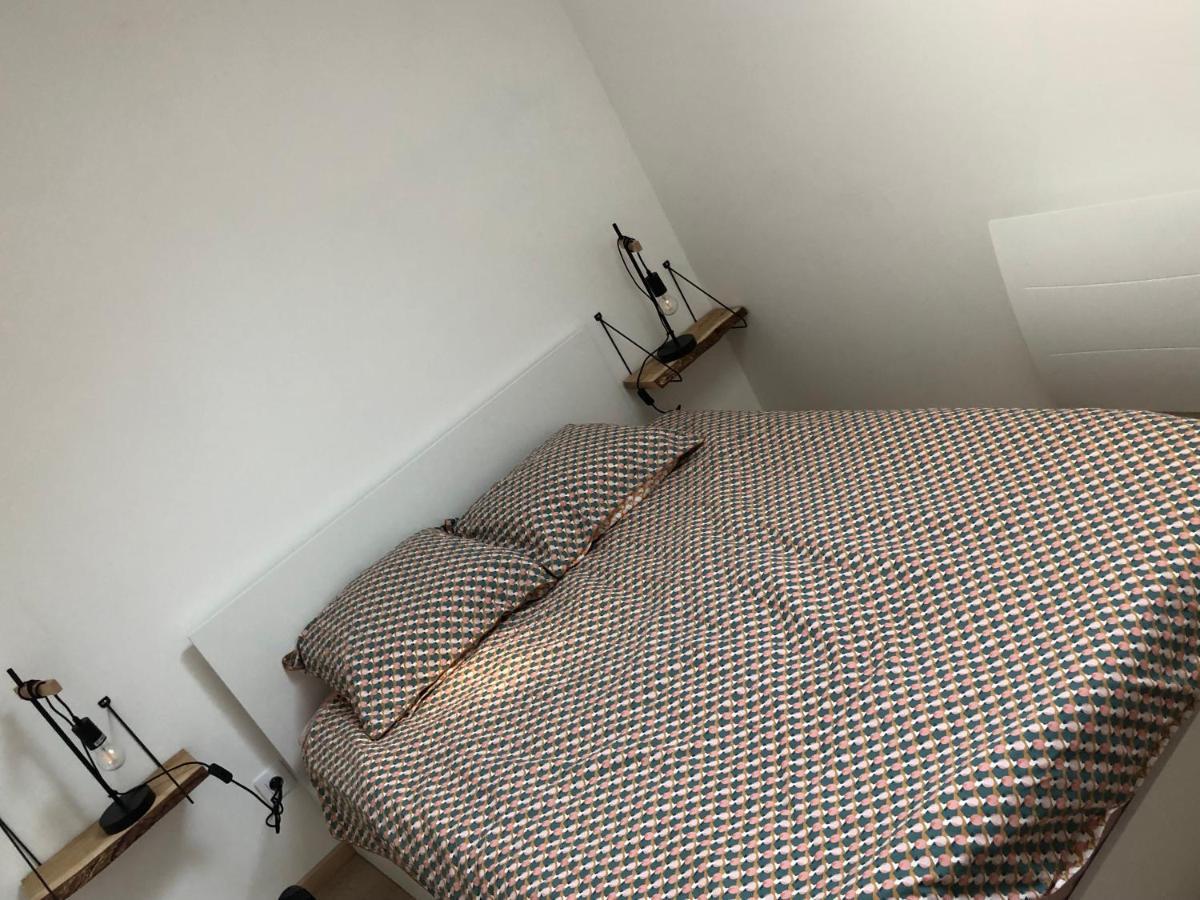 Une Maison Agreable Pour Se Detendre Saint-Quentin  Extérieur photo